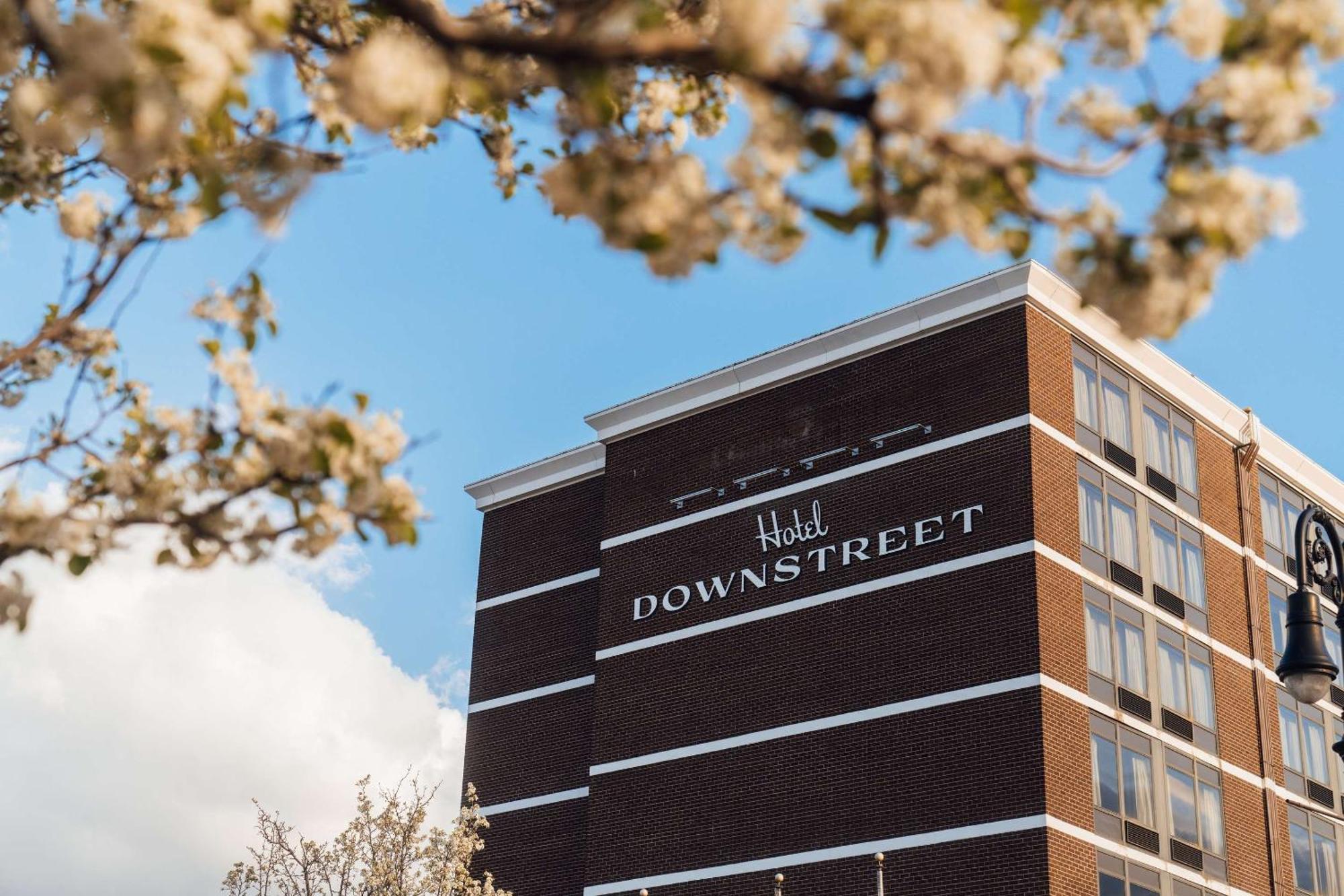 Hotel Downstreet, Ascend Hotel Collection North Adams Exterior foto